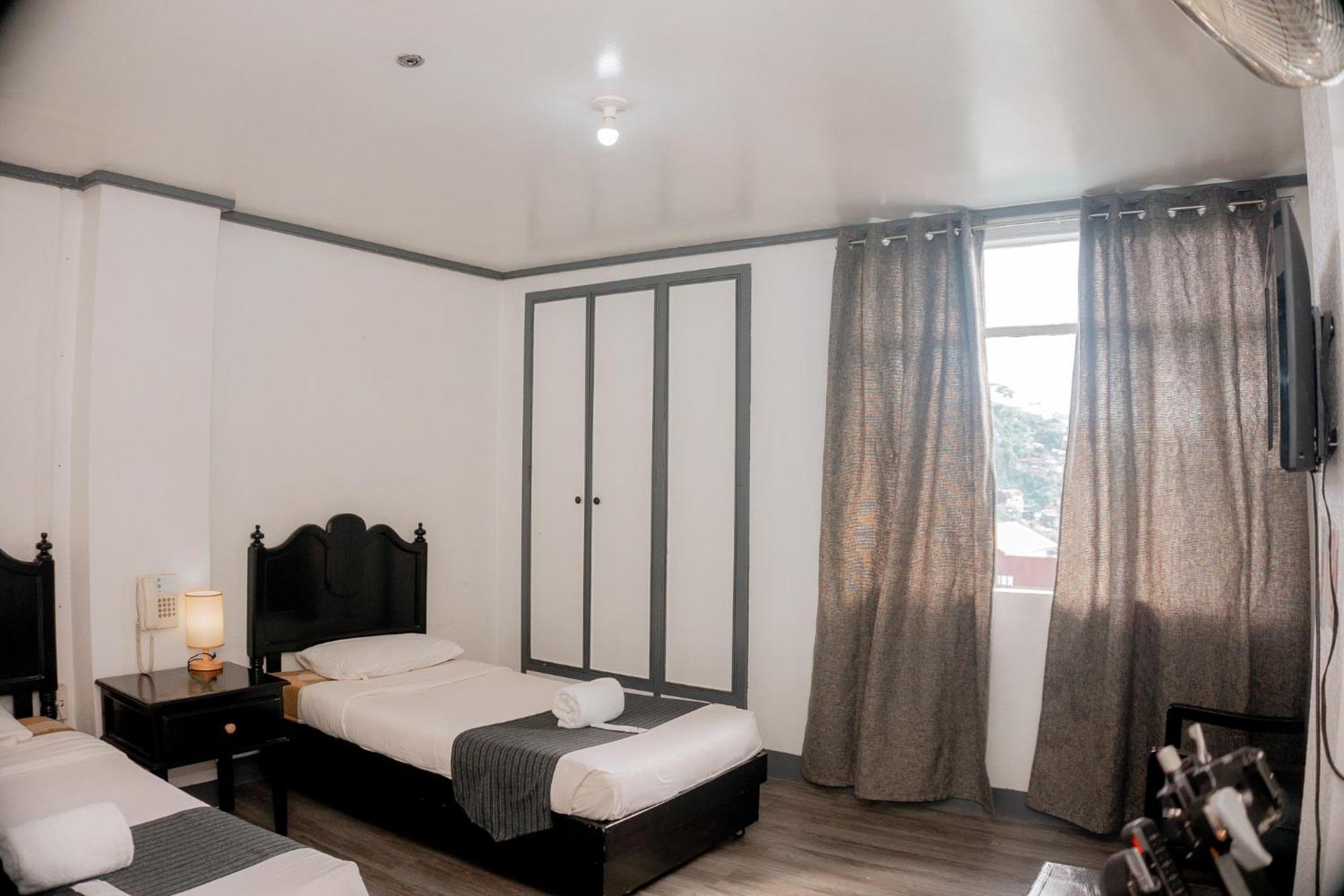 Mount Crest Hotel Baguio City Екстериор снимка